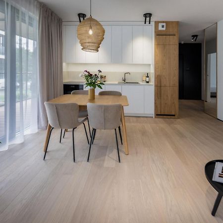 ياستارنيا Apartamenty Na Polwyspie Wydma&Las المظهر الخارجي الصورة